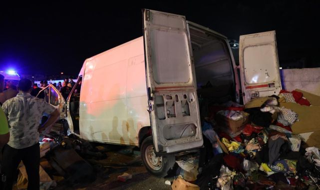 Elazığ'da minibüs devrildi: 1 ölü, 7 yaralı