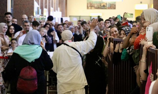 Hacıların kutsal topraklardan yurda dönüşü başladı