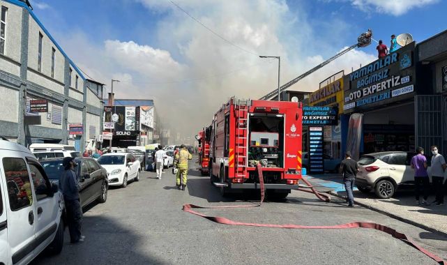 İstanbul'da sanayi sitesinde yangın