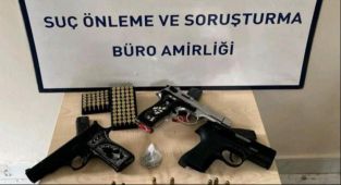 İzmir'de 18 ruhsatsız silah yakalandı