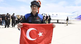 Türkiye'nin ikinci astronotu Atasever yurda döndü
