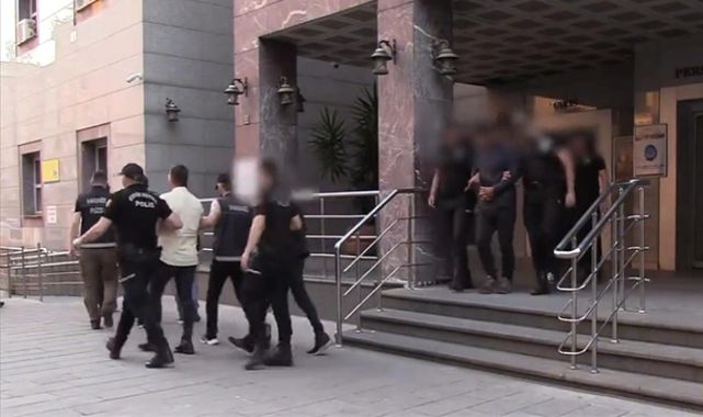 Zehir tacirlerine 47 ilde operasyon: 445 gözaltı