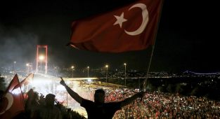 15 Temmuz'da Milletin Zaferi temasıyla anma etkinlikleri düzenlenecek