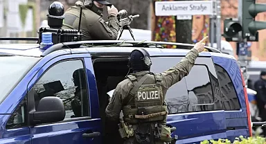 Almanya'da silahlı saldırıda 2 kişi hayatını kaybetti