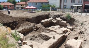 Boluda temel kazısında Roma dönemine ait hamam bulundu