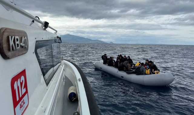 İzmir açıklarında 39 düzensiz göçmen kurtarıldı