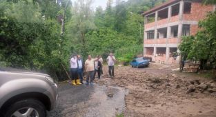 Ordu'da iki ilçeyi sel vurdu: 1 ölü