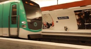 Paris'te metro seferlerinde aksamalar yaşandı
