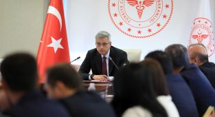 Bakan Memişoğlu: Maymun çiçeği ve COVID19 ile ilgili alarm durumu yok