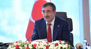 Cevdet Yılmaz Haniye'nin cenaze törenine katılacak