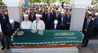 Cumhurbaşkanı Erdoğan, Mehmet Doğan'ın cenaze törenine katıldı