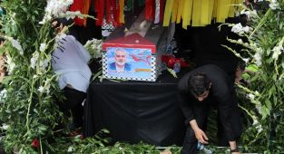 Haniye Katar'da defnedilecek