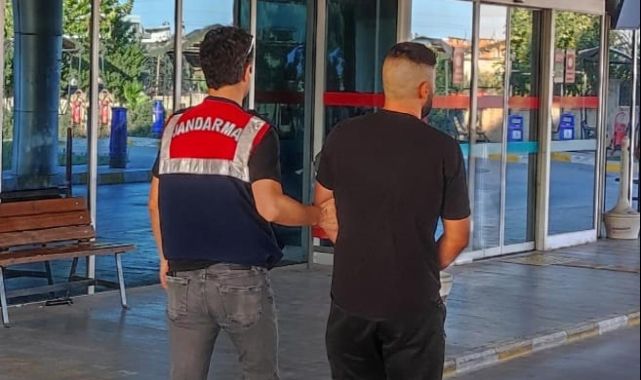 İzmir'de terör örgütü propagandası yapan kişi tutuklandı