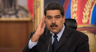 Maduro, canlı yayında WhatsApp'ı sildi