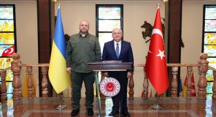 Milli Savunma Bakanı Güler, Ukraynalı mevkidaşı Umerov ile bir araya geldi