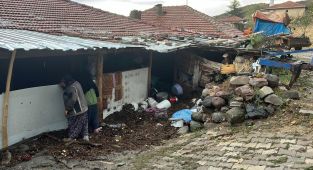 Ankara Çubuk'ta sağanak su baskınlarına neden oldu