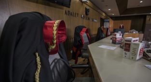 CHP'de 'para sayma' davasının ilk duruşması yapıldı