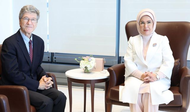 Emine Erdoğan, Jeffrey Sachs ile New York'ta görüştü