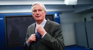 Fransa Cumhurbaşkanı Macron, eski Dışişleri Bakanı Michel Barnier'yi başbakan atadı