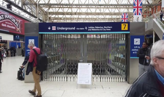 Londra'da toplu taşıma sistemine siber saldırı: 5 bin kişinin banka detayları çalındı