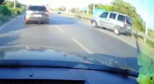 Makas atarak 5 kişinin ölümüne neden olan sürücüye 18 yıl hapis