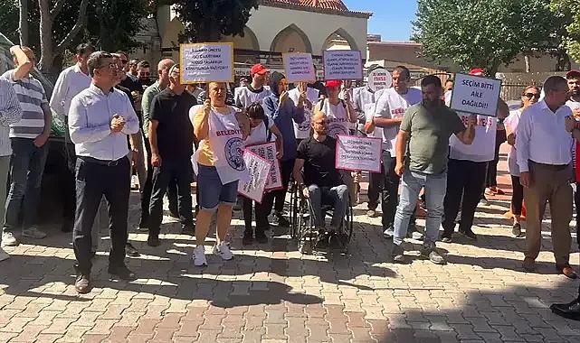 Menemen'de işten atılan belediye iççileri direnmeye devam ediyor