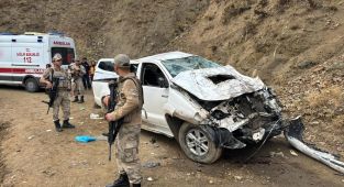 Muş'a cenaze törenine giden şehit yakınları kaza yaptı: 2 ölü, 4 yaralı