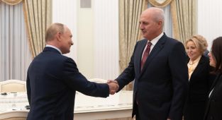 TBMM Başkanı Kurtulmuş, Putin ile görüştü