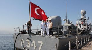 TCG Fırtına hücumbotu, Kocaeli'de ziyarete açıldı