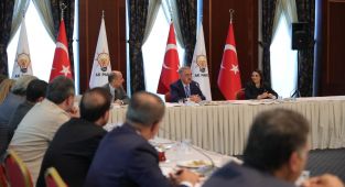 AK Parti'nin Yeni Anayasa Çalıştayı başladı