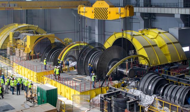 Akkuyu'nun birinci ünitesinde türbin tesisinin basınç rotoru montajlandı