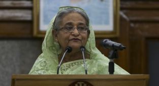 Bangladeş'te eski Başbakan Hasina hakkında tutuklama kararı çıkarıldı