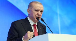 Cumhurbaşkanı Erdoğan: Alçaklara karşı mücadelemiz sürecek