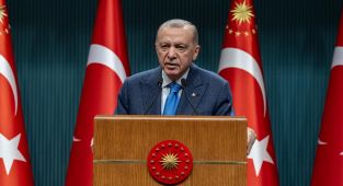 Cumhurbaşkanı Erdoğan: Milletimiz şunu bilsin ki Türkiyeye uzanan kirli eller mutlaka kırılacak