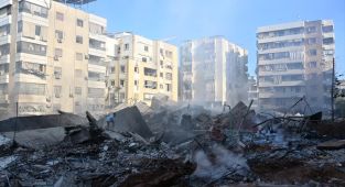 İsrail'in Lübnan'a kara ve havadan saldırısı sürüyor