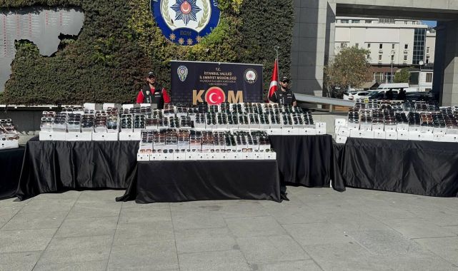 İstanbul'da 236 bin 972 kaçak güneş gözlüğü ele geçirildi