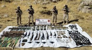 11 ilde PKK'ya operasyon: Çok sayıda patlayıcı ve mühimmat ele geçirildi