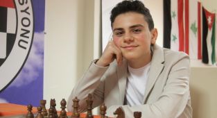 15 yaşındaki Büyükusta Ediz Gürel dünya sıralamasında ilk 100'de