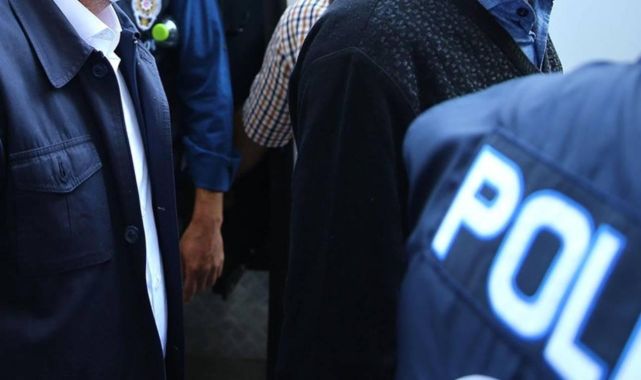2 ilde FETÖ operasyonu: Meslekten ihraç edilen 12 emniyet personeli gözaltında