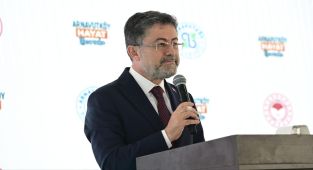 Bakan Yumaklı: Hiçbir şekilde hiçbir hayvana eziyet edilmesini kabul etmiyoruz