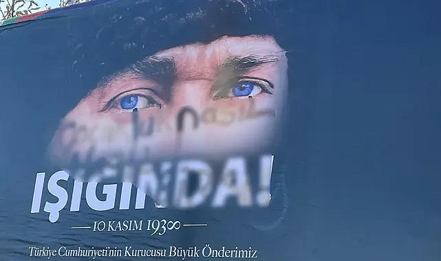 Buca'da Atatürk afişine çirkin saldırı