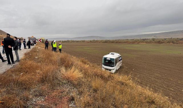 Cenazeye giderken Çankırı'da kaza geçirdiler: 29 yaralı