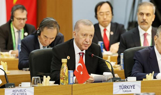 Cumhurbaşkanı Erdoğan G20 Zirvesi'nde bazı liderlerle bir araya geldi