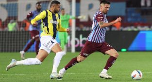 Fenerbahçe Trabzonspor'u deplasmanda mağlup etti