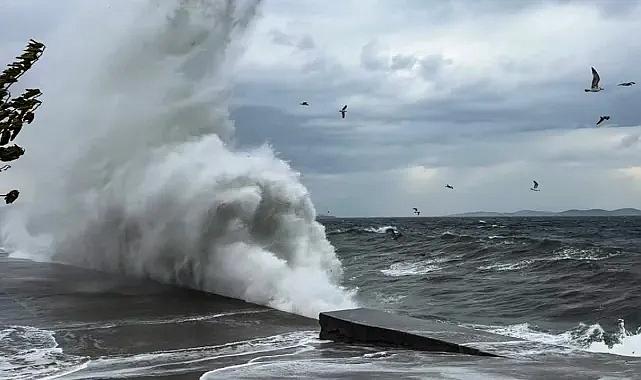 Meteoroloji’den Fırtına Uyarısı: Ege Denizi’nde Yarın Fırtına Bekleniyor
