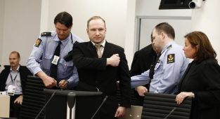 Norveç'te 2011'de toplu katliam yapan Breivik yeniden şartlı tahliye talep etti