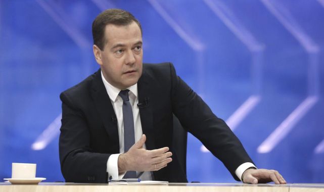 Rusya Güvenlik Konseyi Başkan Yardımcısı Medvedev: Kamala Harris'in işi bitti