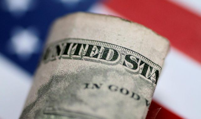 Trumpın ABD başkanlık seçiminde zaferini ilan etmesiyle dolar ve Bitcoin yükseldi