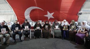 Diyarbakır anneleri evlat nöbetini sürdürüyor