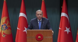  Erdoğan Suriye'deki Gelişmeleri Yakından İzliyor